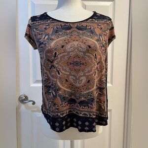 Lucky Brand Women's Short Sleeve Boho Top size small - Navy and Tan